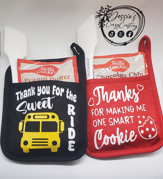Teacher & Bus Driver Gift Set / Potholder with Cookie Mix,& Spatula / Appreciation Gift / End of Year Teacher Gift